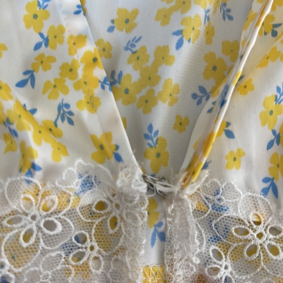 For Love And Lemons Yellow Daffodil Floral Mini Dress/Robe (XL) - Picture 8 of 16